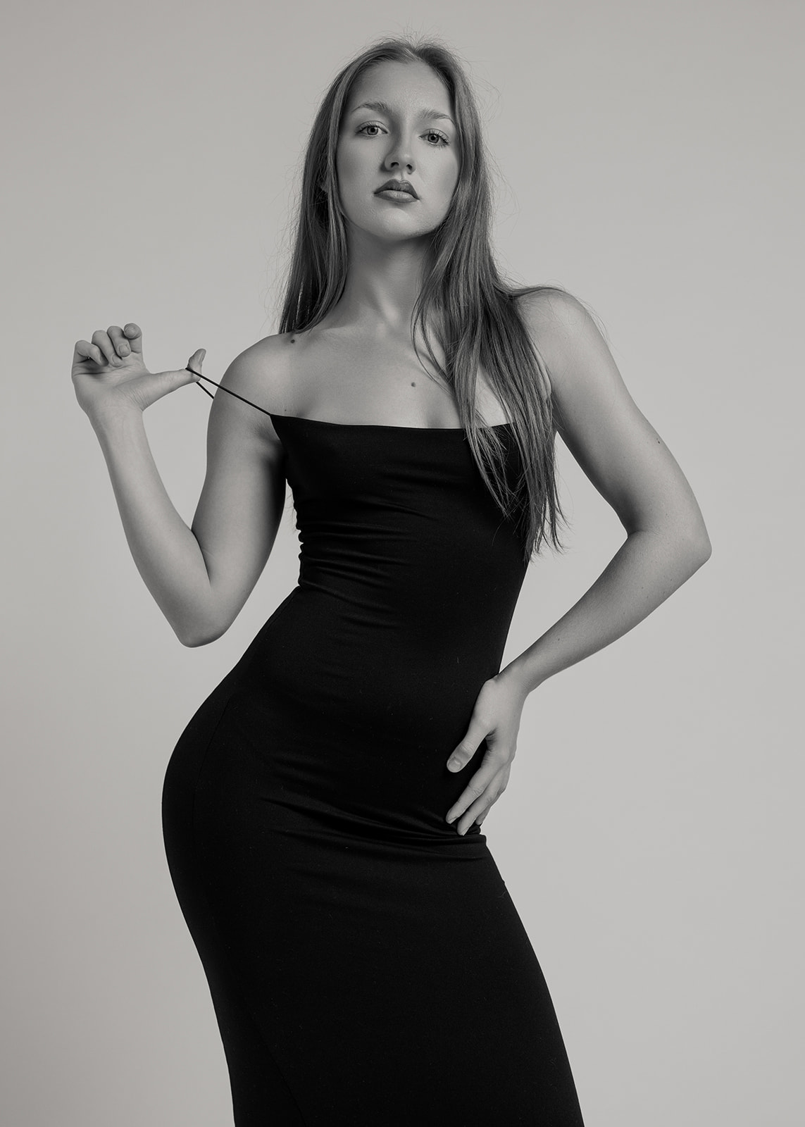 ELLA_J_SILHOUETTE_MODELS_FORWEB3