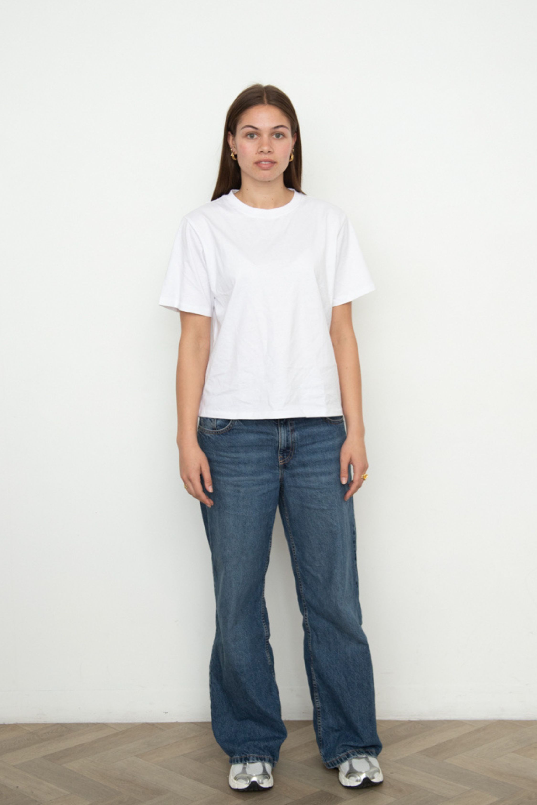 WEB UPLOADS (19.05 x 21.696 cm) - 24